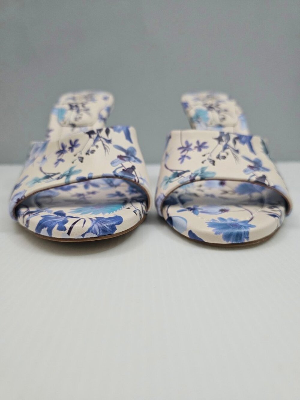 Vince Camuto Paigely Mule Heels Womens 11 Blue Floral Cream Slip On Open Toe - Picture 7 of 16